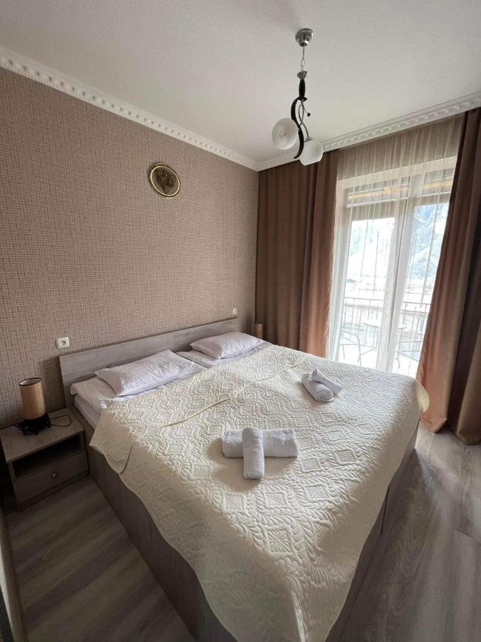 Crystal Kazbegi Hotel ภายนอก รูปภาพ