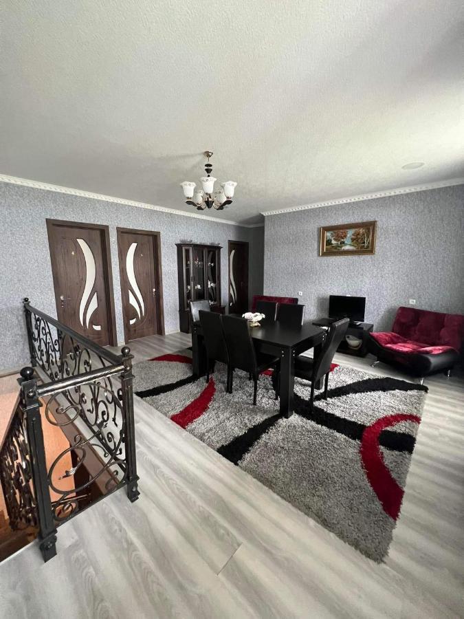 Crystal Kazbegi Hotel ภายนอก รูปภาพ