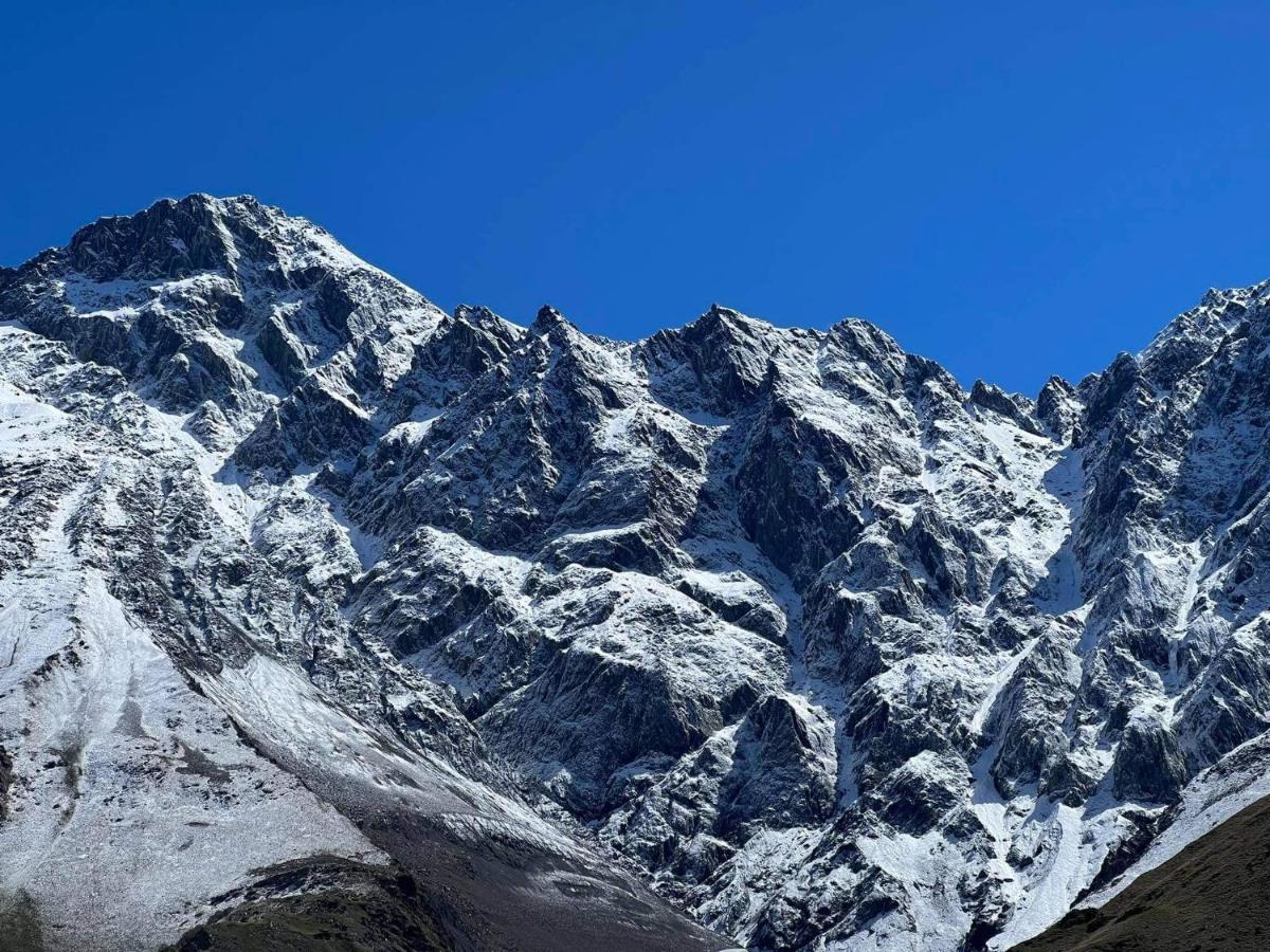 Crystal Kazbegi Hotel ภายนอก รูปภาพ