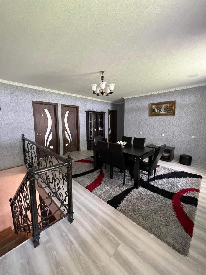 Crystal Kazbegi Hotel ภายนอก รูปภาพ