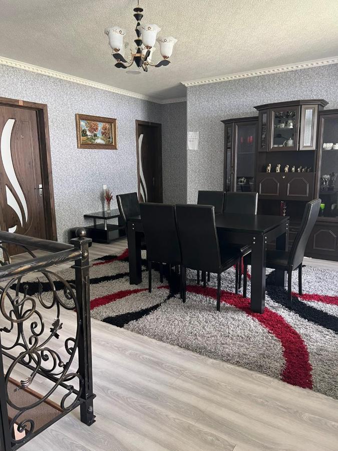 Crystal Kazbegi Hotel ภายนอก รูปภาพ