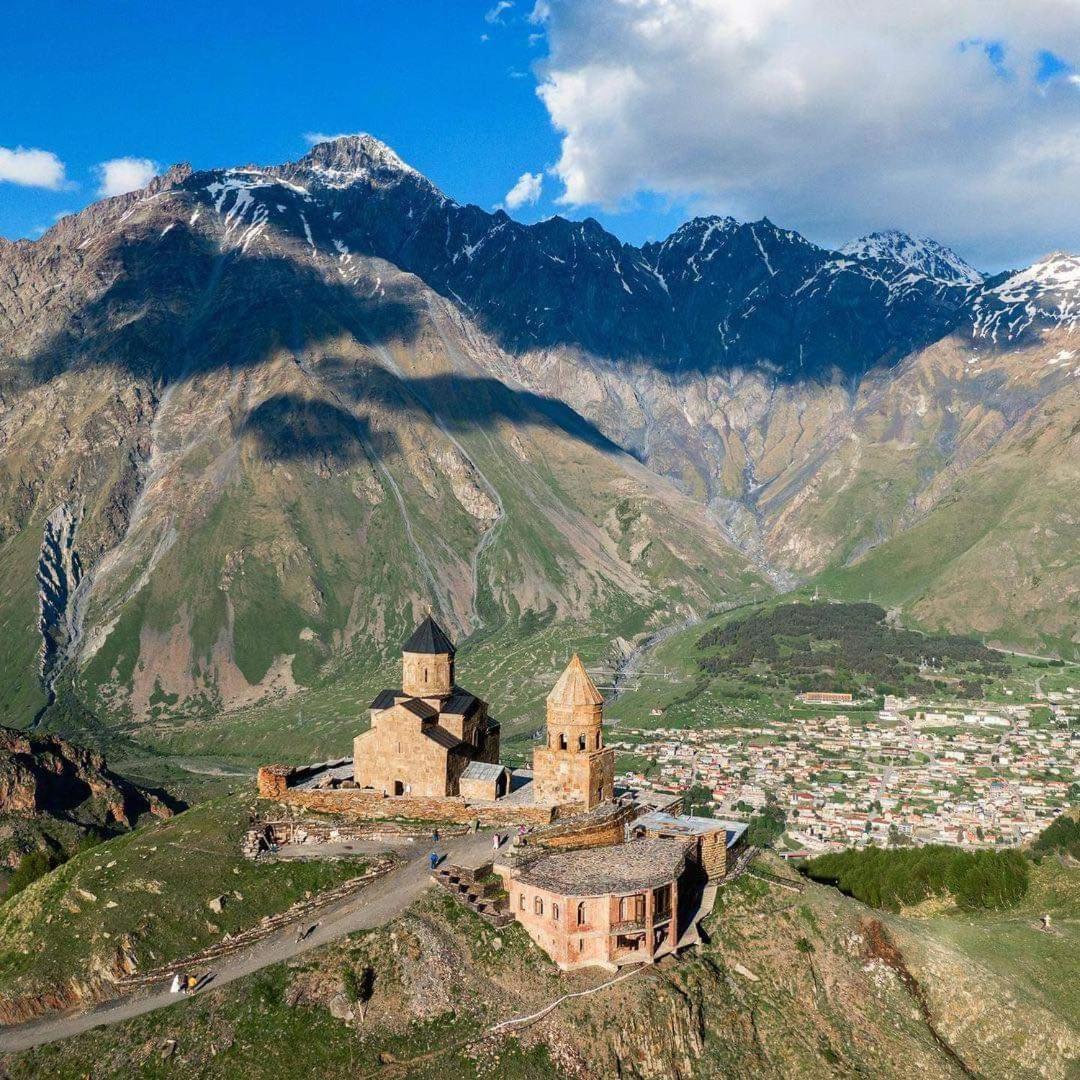Crystal Kazbegi Hotel ภายนอก รูปภาพ
