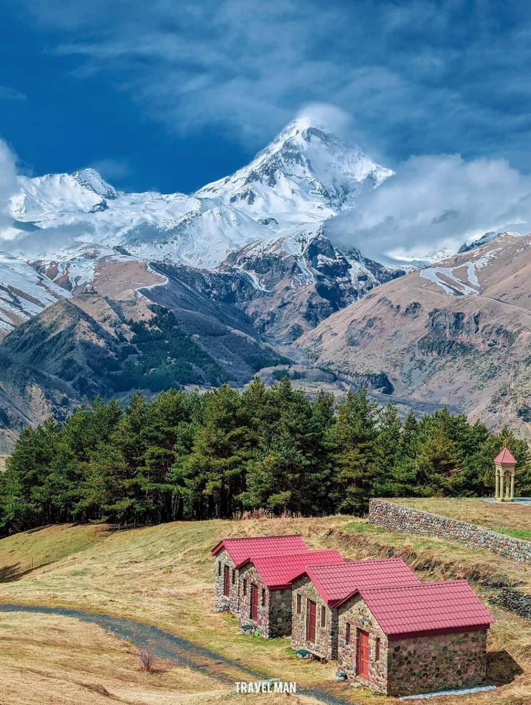 Crystal Kazbegi Hotel ภายนอก รูปภาพ